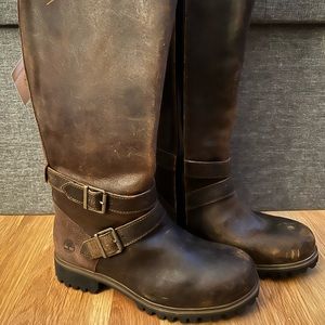 Distress Brown Boots